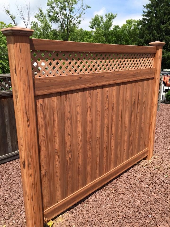 6 foot cedar wood fence with lattice